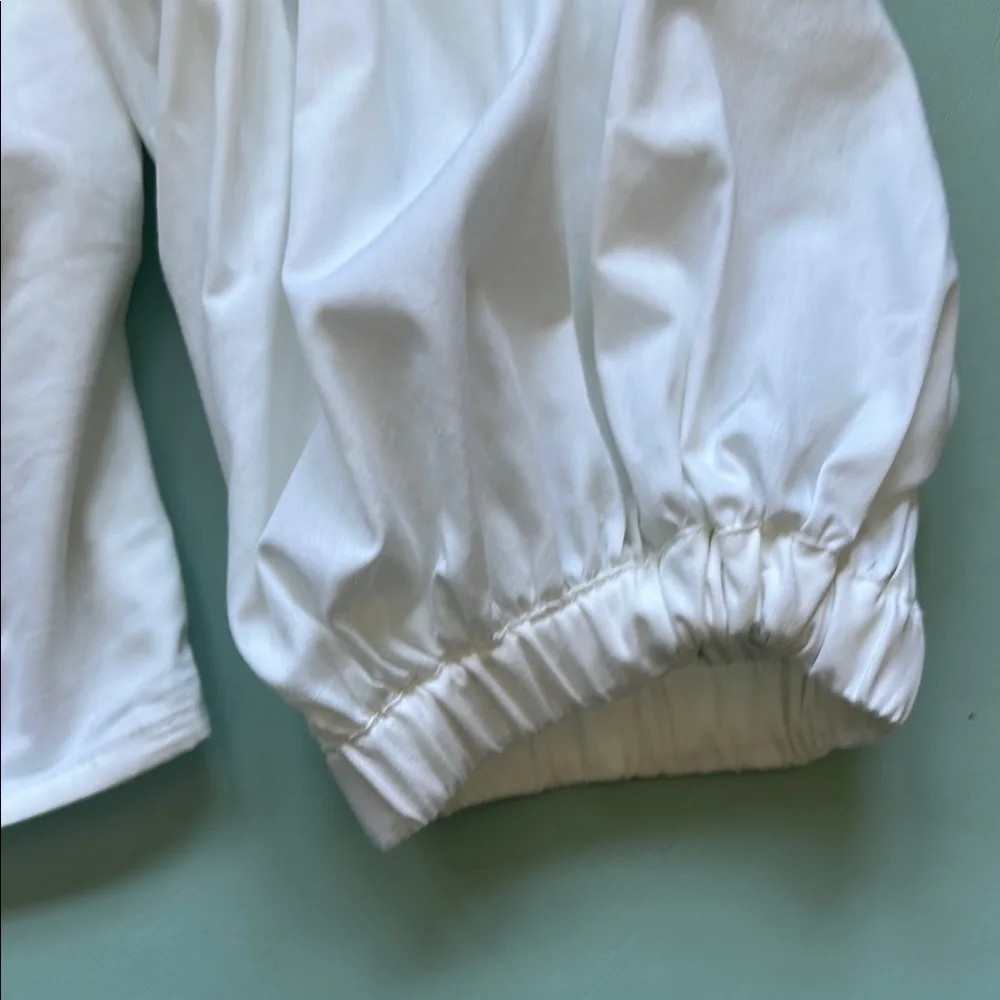 Abercrombie White Off-Shoulder Women's Top - Picture 3 of 5